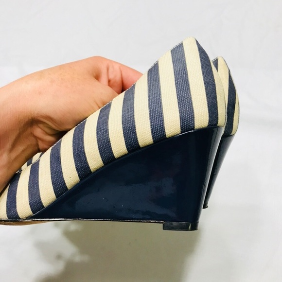 Adorable Kate Spade peeptoes - Picture 5 of 6